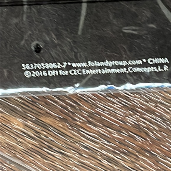 Chuck E. cheese Tic tax toe foam game - Picture 3 of 3